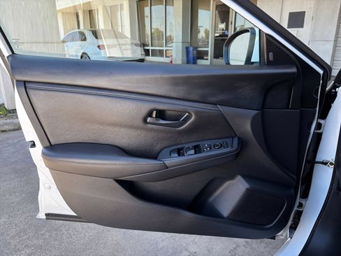 Used 2025 Nissan Sentra S FWD image 18