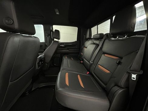 Used 2023 GMC Sierra 1500 AT4 w/ AT4 Premium Package AWD/4WD image 19