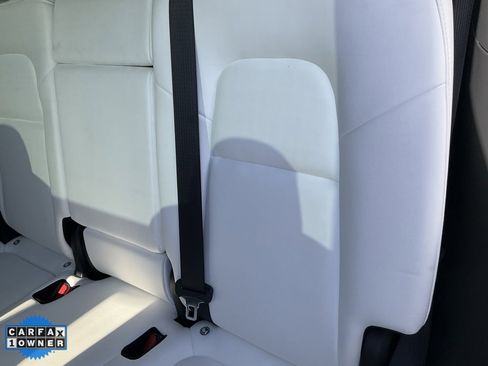 Used 2021 Tesla Model Y Long Range image 29