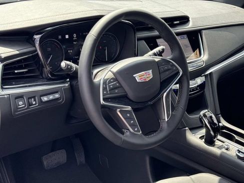 New 2026 Cadillac XT5 Premium Luxury w/ Driver Assist Package AWD/4WD image 17