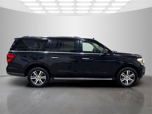 Used 2023 Ford Expedition Max Limited image 8