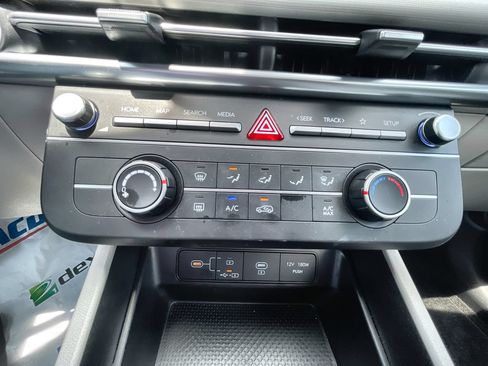 Used 2025 Hyundai Tucson SE FWD image 17
