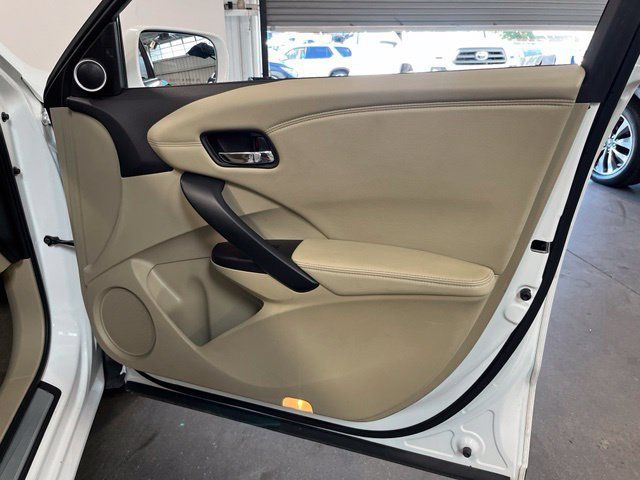 Used 2017 Acura RDX w/ Advance Package FWD image 12