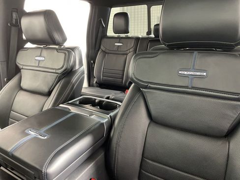 Used 2024 Ford F150 Platinum image 18