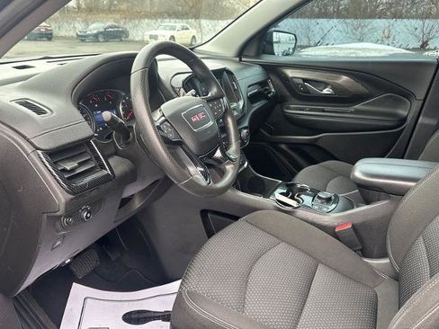 Used 2024 GMC Terrain SLE w/ Driver Convenience Package image 11
