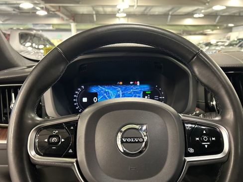 Certified 2023 Volvo XC60 T8 Ultimate w/ Climate Package image 12