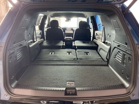 New 2026 Chevrolet Traverse High Country image 21