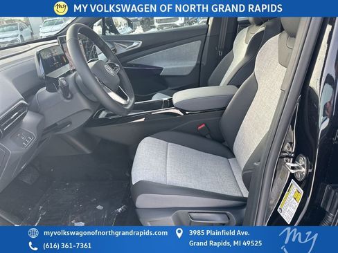 New 2025 Volkswagen ID.4 Pro image 10