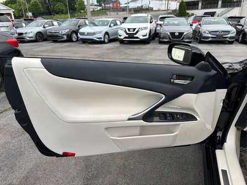 Used 2010 Lexus IS 250C RWD image 22