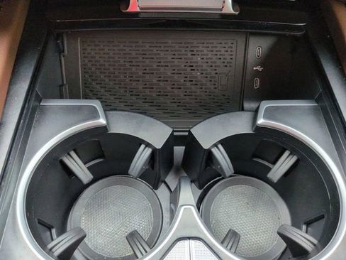 Used 2025 Mercedes-Benz GLE 450e 4MATIC image 29