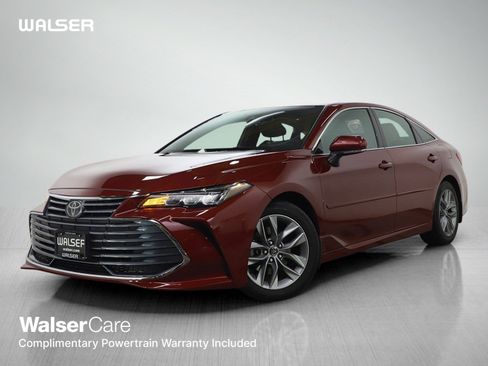 Used 2020 Toyota Avalon XLE image 1