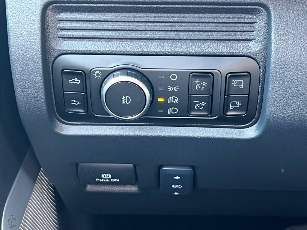 New 2025 Ford F250 Platinum AWD/4WD image 36