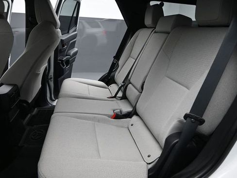 Used 2025 Toyota 4Runner SR5 image 18