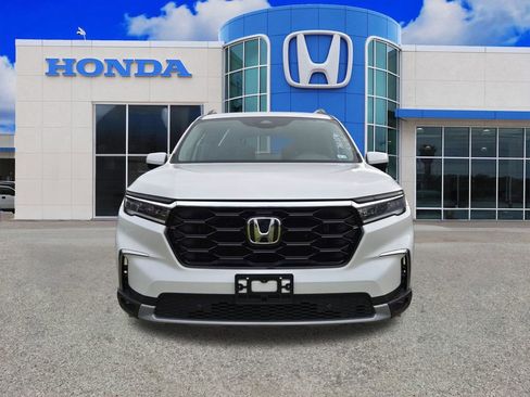 Used 2025 Honda Pilot Touring image 20