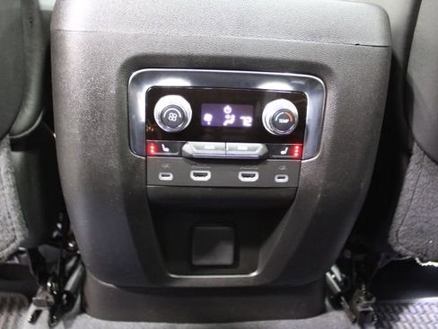 Used 2023 GMC Yukon Denali Ultimate image 25