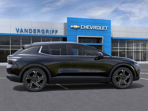 New 2026 Chevrolet Equinox EV LT image 29