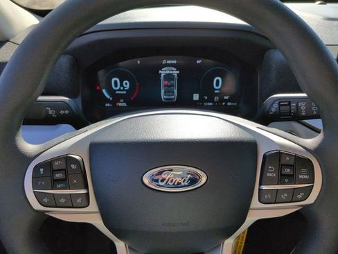 New 2026 Ford Explorer Active image 28