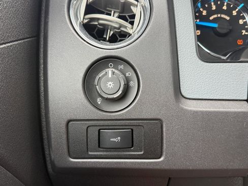 Used 2013 Ford F150 XLT w/ Luxury Equipment Group AWD/4WD image 18