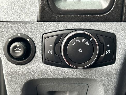 Used 2016 Ford Transit 350 XLT image 38