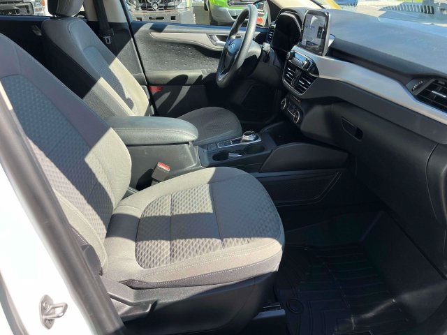 Certified 2020 Ford Escape SE FWD image 24