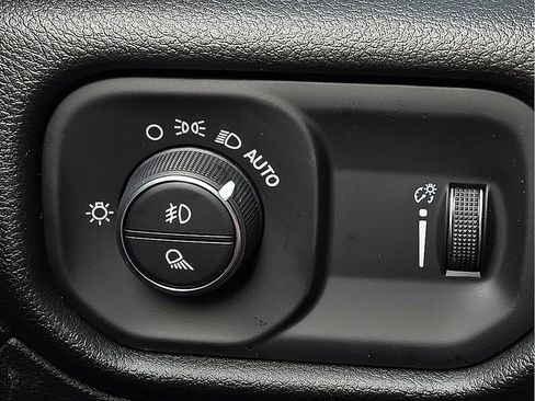 New 2026 RAM 1500 Classic Warlock image 17