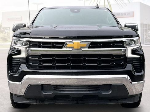 Used 2025 Chevrolet Silverado 1500 LT RWD image 24