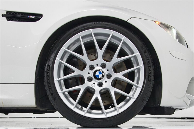 Used 2011 BMW M3 Sedan RWD image 17