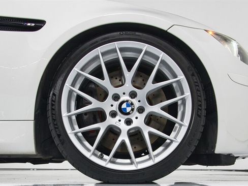 Used 2011 BMW M3 Sedan RWD image 17