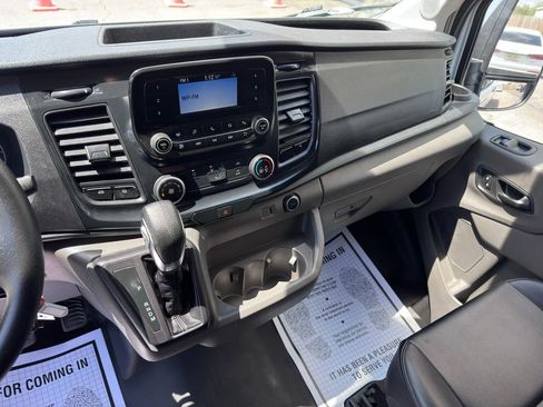 Used 2021 Ford Transit 250 Medium Roof RWD image 18