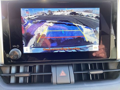 Used 2025 Toyota RAV4 XLE image 16