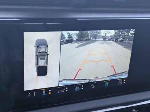 Used 2023 GMC Sierra 1500 AT4 w/ AT4 Premium Package image 14