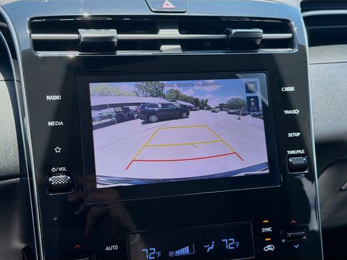 Used 2024 Hyundai Tucson SEL FWD image 11