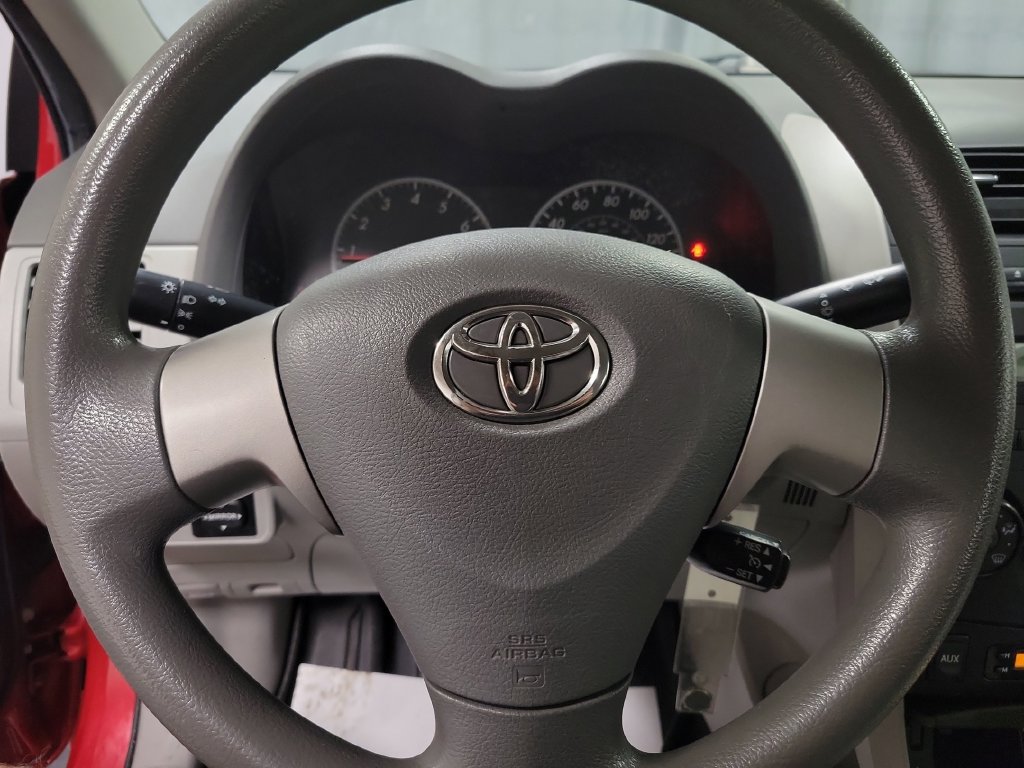 Used 2010 Toyota Corolla LE FWD image 20