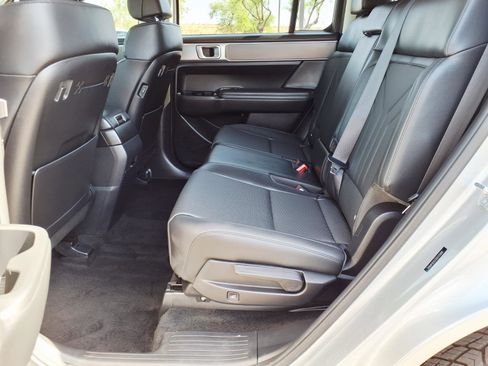 Used 2025 Hyundai Santa Fe XRT AWD/4WD image 18