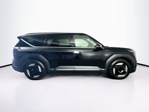 Used 2024 Kia EV9 Wind AWD/4WD image 10