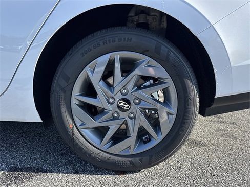 New 2026 Hyundai Elantra Blue image 19