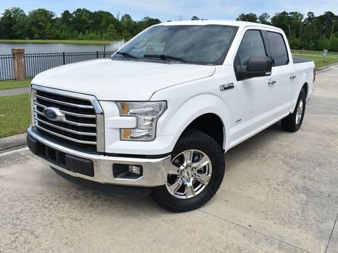 Used 2015 Ford F150 XLT w/ Equipment Group 302A Luxury image 2