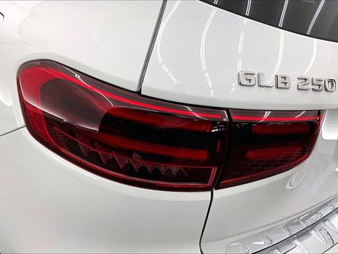 Used 2026 Mercedes-Benz GLB 250 image 26