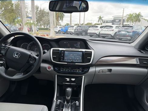 Used 2016 Honda Accord EX-L image 16