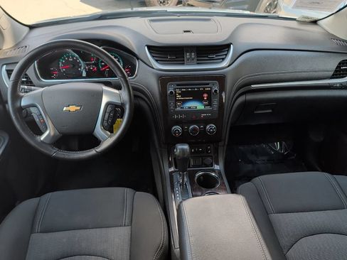 Used 2016 Chevrolet Traverse LT w/ Style and Technology Package AWD/4WD image 16