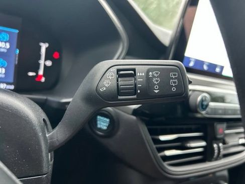 Used 2025 Ford Escape Active FWD image 27