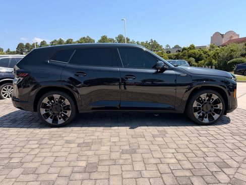 Used 2023 BMW XM AWD/4WD image 8