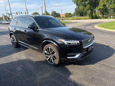 Used 2021 Volvo XC90 T8 Inscription Expression w/ Advanced Package AWD/4WD image 3