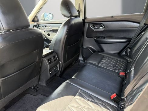 Used 2021 Nissan Rogue Platinum AWD/4WD image 15
