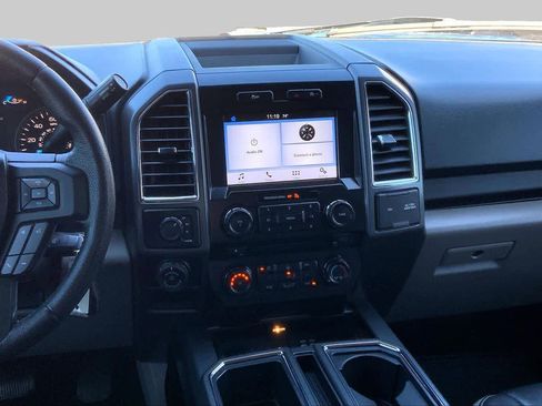 Used 2016 Ford F150 XLT w/ Equipment Group 302A Luxury AWD/4WD image 7