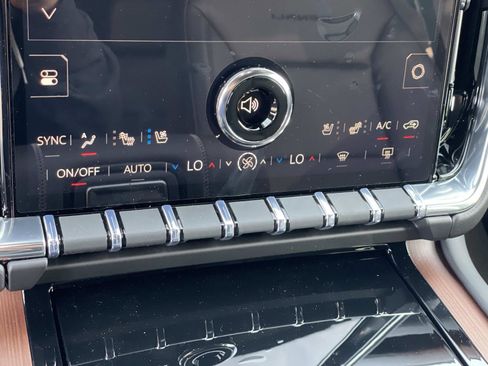 New 2026 GMC Yukon XL Denali image 15