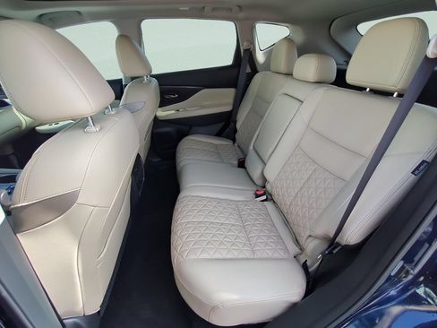 Certified 2023 Nissan Murano Platinum w/ Cargo Package FWD image 10
