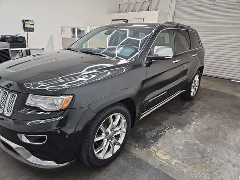 Used 2014 Jeep Grand Cherokee Summit AWD/4WD image 9