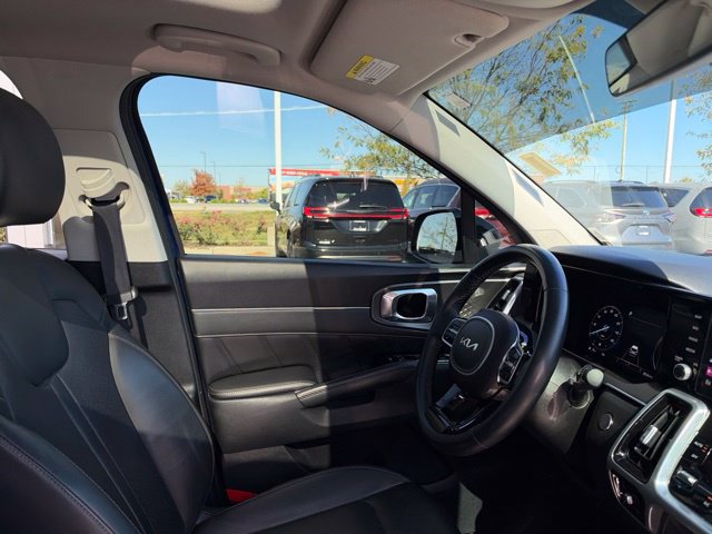 Used 2023 Kia Sorento SX AWD/4WD image 40