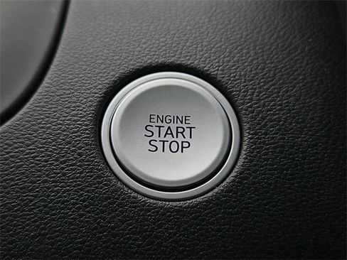 Used 2024 Hyundai Tucson Limited image 28